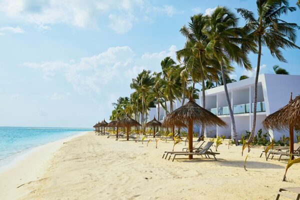 15 Pantai Terindah di Maldives yang Cocok untuk Bulan Madu