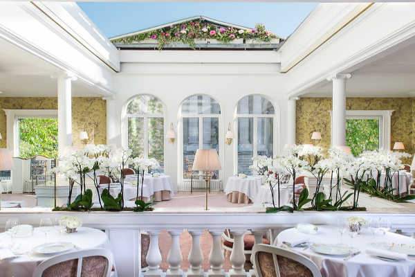 15 Restoran Romantis di Paris yang Cocok untuk Bulan Madu