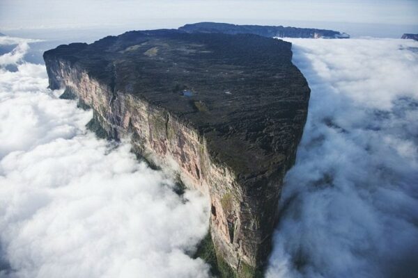 15 Rekomendasi Tempat Wisata Terbaik di Brasil